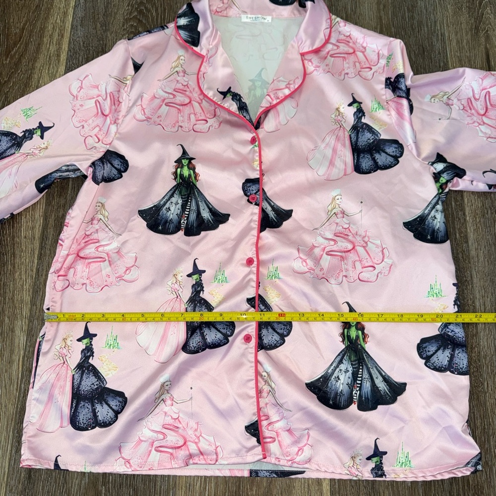 SHESHOW Wicked Print Pink Satin Pajama Set Women’s 💗Size M💚 LIKE NEW! - Picture 12 of 15